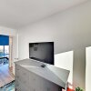 Отель Modern Mountain-View Condo, 1 Block To Beach! Condo, фото 7