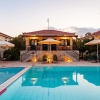 Отель Astros Poolside Home - Moments of Magic, фото 18
