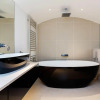 Отель Veeve - Chelsea Square Serenity, фото 16