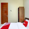 Отель Anugrah Rr Syariah by OYO Rooms, фото 1