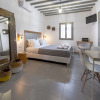 Отель White and Grey, фото 6
