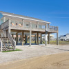 Отель Ocean-view Crystal Beach Home: Steps to the Sand, фото 1