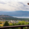 Отель Corner Unit w Large Deck & Amazing View, фото 8