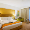 Отель Courtyard by Marriott Gurugram Downtown, фото 3