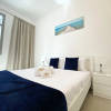 Отель Stunning 3BR Apt. with panoramic Marina views, фото 6