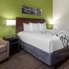 Отель Sleep Inn & Suites City Area, фото 4
