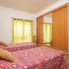 Отель Villa Ruana - 5 bedrooms on Suite- Free out door Hot Jacuzzi - By Bedzy, фото 5