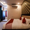Отель OYO 15957 Sr Grand, фото 20