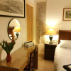 Отель Central En-Suite Room, фото 2