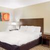 Отель Quality Inn & Suites, фото 45