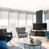 Отель The Stratford Escape - Modern Bright 2bdr Loft With Amazing Views, фото 24