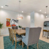 Отель Modern Townhouse across Lafitte Greenway, фото 11