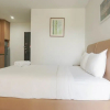 Отель Comfort and Simply Studio Tamansari Semanggi Apartment, фото 1
