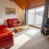 Отель Loch Rannoch Highland Club Lochside Lodge 4 в Питлохри