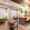 Отель Hampton Inn by Hilton Lloydminster, фото 25