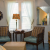 Отель Honeysuckle Hill Inn, фото 3