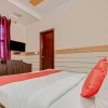 Отель OYO 24380 Park View Guest House, фото 20