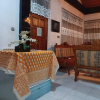Отель OYO 93706 Penginapan Syariah Hj. Kenan, фото 2