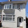 Отель Immaculate 4-bed House Near Heathrow Airport, фото 23