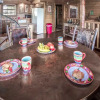 Отель Buena Vida - Three Bedroom Cabin with Hot Tub, фото 12