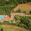 Отель Spacious Apartment on an Estate From the 14th Century, Centrally Located in Tuscany, фото 14