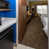 Отель Holiday Inn Express Hotel & Suites Roseville-Galleria Area, an IHG Hotel, фото 30