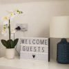 Отель Guestready - Stylish Modern 2BR Flat for 4 - Free Parking, фото 1