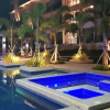 Отель The Crown Residences at Harbour Springs, фото 1