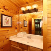 Отель Smoky Bear Manor - Five Bedroom Cabin, фото 4