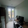 Отель Lovely 2BD Flat With Roof Terrace - Herne Hill!, фото 5