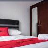 Отель RedDoorz near Supermall Karawaci 2, фото 6
