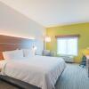 Отель Holiday Inn Express & Suites Tampa USF Busch Gardens, an IHG Hotel, фото 7