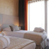 Отель Aiguille Grive Chalets Hôtel, фото 3