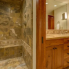 Отель Aspen Ridge 17 by Avantstay Ski-in/ski-out Town House w/ Hot Tub, фото 8