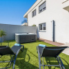 Отель Stunning 2-bed Apartment in Kastela, фото 18