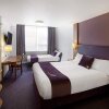 Отель Premier Inn Luton Airport, фото 4