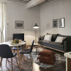 Отель A Few Steps to The Duomo Comfortable 1BD Apt, фото 8