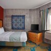 Отель La Quinta Inn & Suites by Wyndham Irvine Spectrum в Ирвине