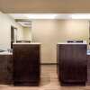 Отель Comfort Inn & Suites Red Deer, фото 2
