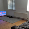 Отель Immaculate 1-bed Apartment in Borehamwood, фото 10