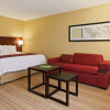 Отель Fairfield Inn & Suites by Marriott Albany Airport в Мариавилле