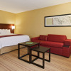 Отель Fairfield Inn & Suites by Marriott Albany Airport, фото 4