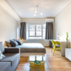 Отель Exceptionally Located Studio Apartment, фото 4
