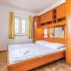 Отель Nice Home in Banjol With Wifi and 2 Bedrooms, фото 6