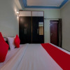 Отель OYO 16104 Hotel Jai Palace, фото 2