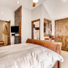 Отель Luxe West Vail Side A - 3 Br Duplex, фото 6