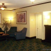 Отель Holiday Inn Express Hotel & Suites Tulsa-Downtown Area, фото 2