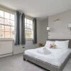 Отель Marvelous 3BR Kennington House w Garden by GuestReady, фото 6
