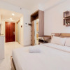 Отель Good Deal Studio Apartment At Sky House Alam Sutera, фото 2
