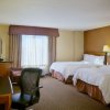 Отель Hampton Inn & Suites Salt Lake City Airport, фото 6